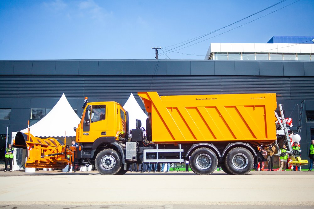 Скоростной отвал КДМ  PELAZZA LK350