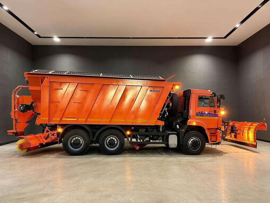 Комбинированная дорожная машина КДМ Камаз 6520 9110К6