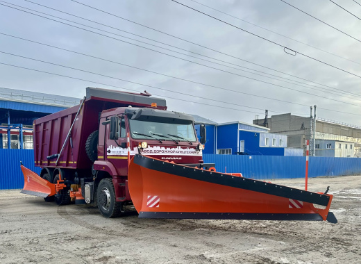 Комбинированная дорожная машина КДМ 6520 9110К6 Комбинированная дорожная машина КДМ 6520 9110К6