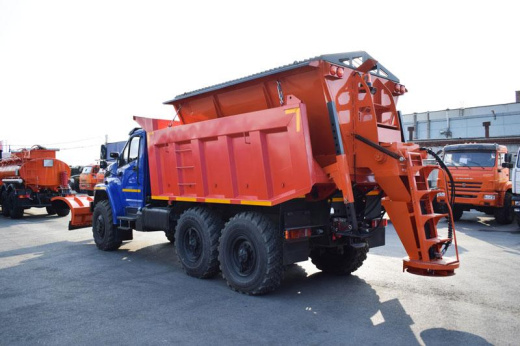 КДМ самосвал УРАЛ NEXT 6x6