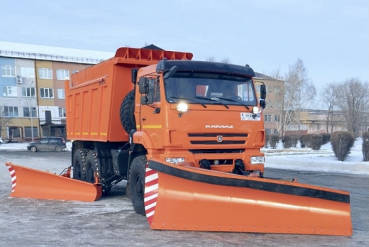 Комбинированная дорожная машина КДМ КАМАЗ 43118 самосвал 6х6 Комбинированная дорожная машина КДМ КАМАЗ 43118 самосвал 6х6