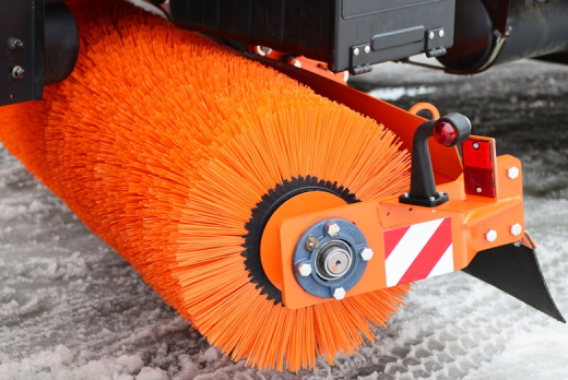 Щётка межосевая КДМ УМЗ ЩМ2800 Щётка межосевая КДМ УМЗ ЩМ2800