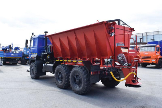 КДМ УРАЛ М 6x6 КДМ УРАЛ М 6x6