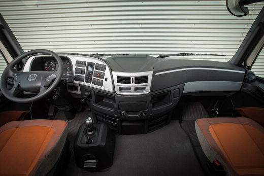 Тягач  Foton Auman 4x2