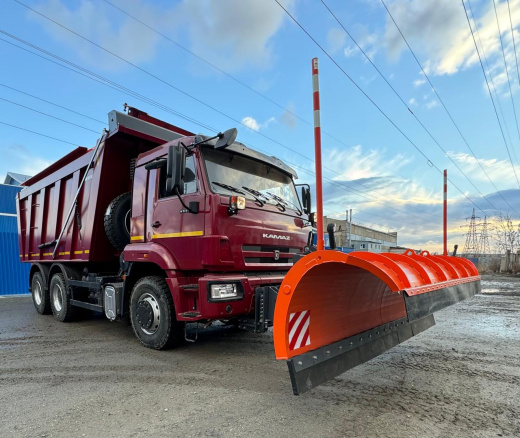 Комбинированная дорожная машина КДМ 6520 9110К0  Комбинированная дорожная машина КДМ 6520 9110К0