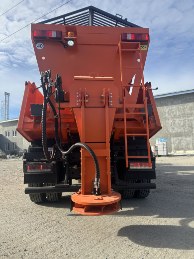 Пескоразбрасыватель КДМ ПР-7К Пескоразбрасыватель КДМ ПР-7К